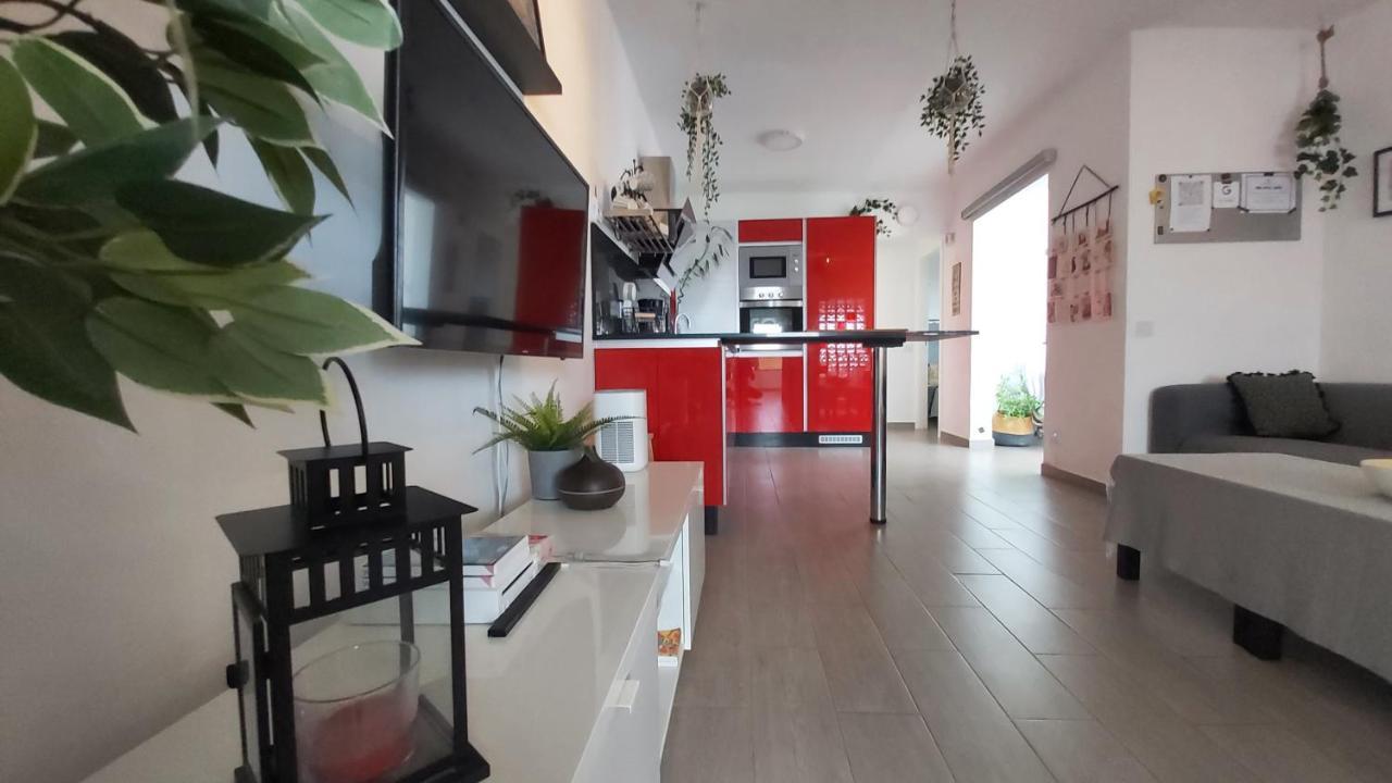 Ailana Suite Vistas Al Mar Y Con Piscina กอสตา เตกีสเซ ภายนอก รูปภาพ