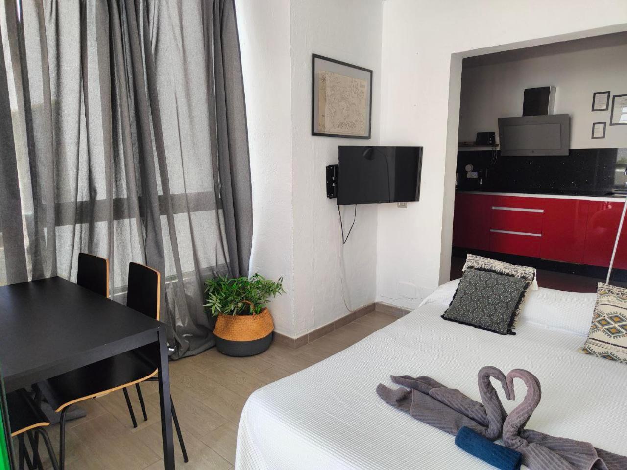 Ailana Suite Vistas Al Mar Y Con Piscina กอสตา เตกีสเซ ภายนอก รูปภาพ