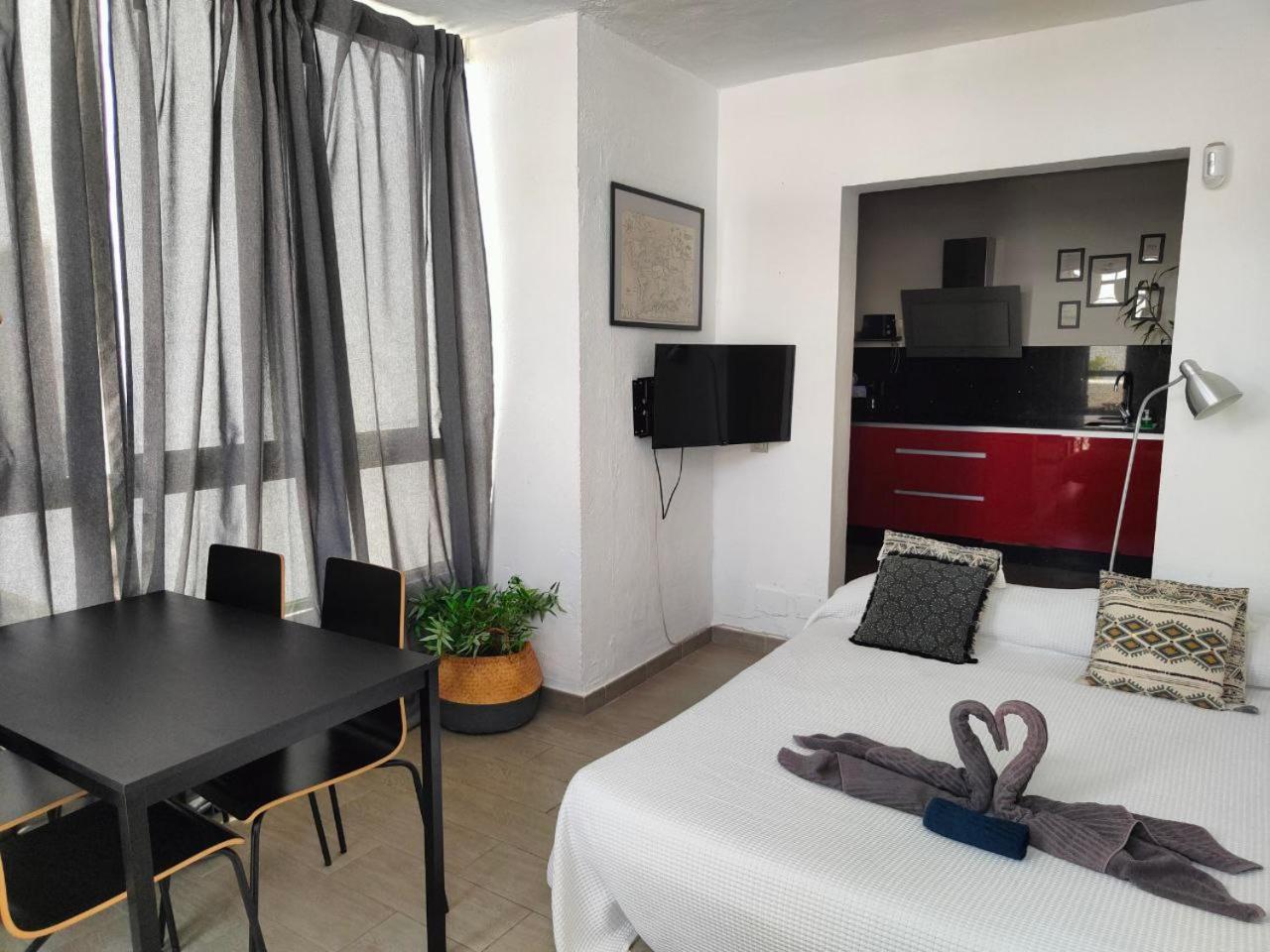 Ailana Suite Vistas Al Mar Y Con Piscina กอสตา เตกีสเซ ภายนอก รูปภาพ
