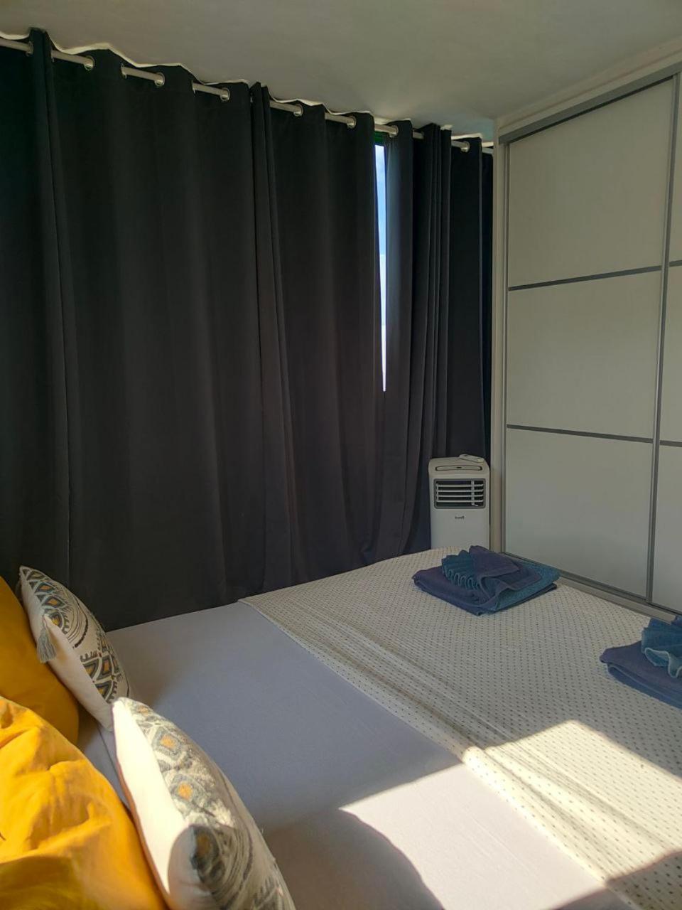 Ailana Suite Vistas Al Mar Y Con Piscina กอสตา เตกีสเซ ภายนอก รูปภาพ